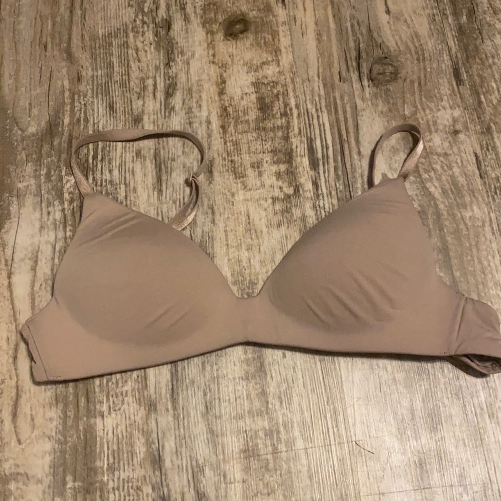 Nude Victoria’s Secret wireless bra